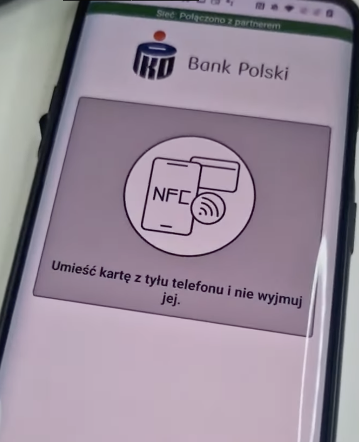 Malware NFC pojawił się w Polsce. Kradnie PIN / inne dane karty płatniczej i wysyła je do przestępcy przy bankomacie. Filmik na przykładzie PKO BP.