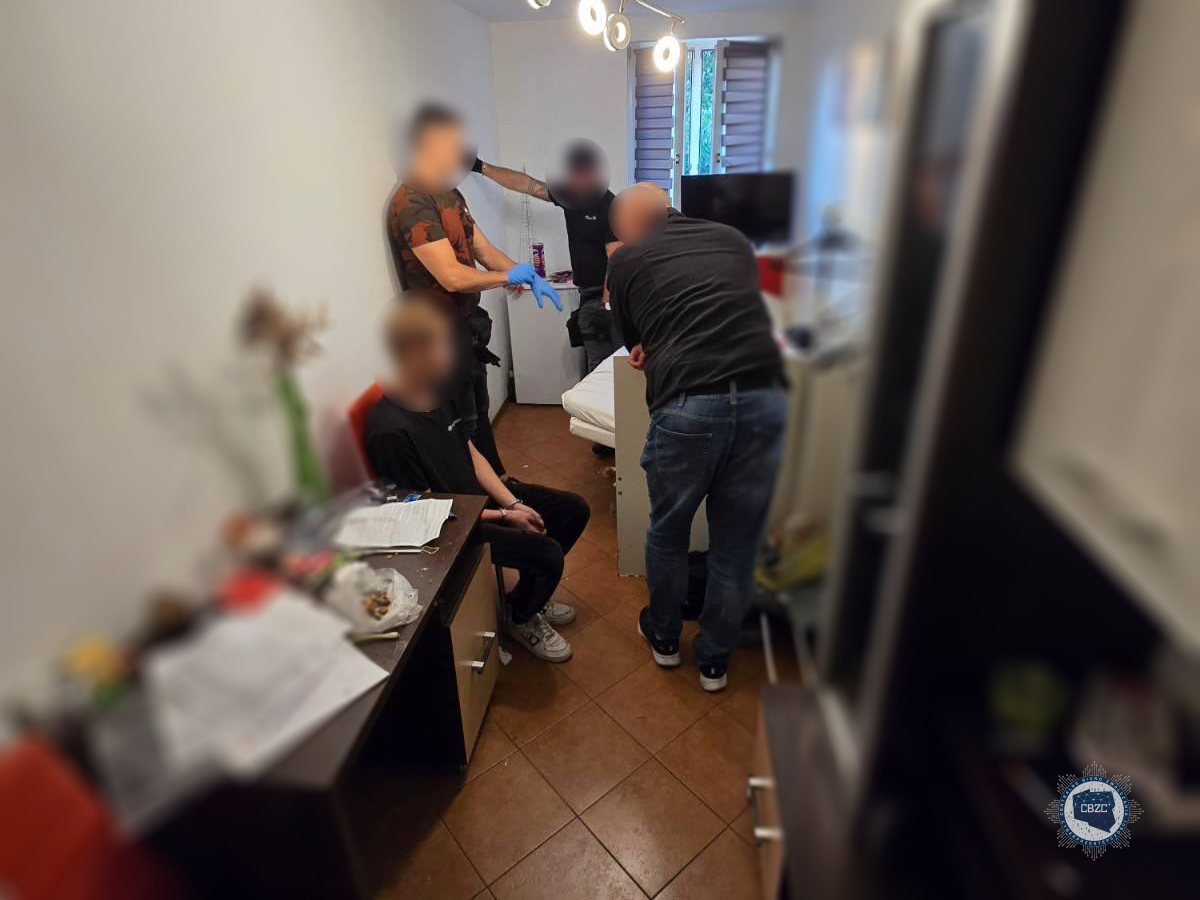 CBZC zatrzymało łącznie 23 osoby podejrzane o obrót narkotykami w Ddarknecie
