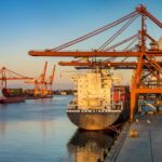 Zhackował systemy portowe w Antwerpii, co umożliwiło “niewidoczne przerzucanie narkotyków” po portach w Europie.